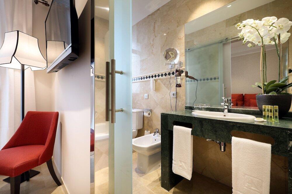 Foto del baño de Hotel Exe Victoria Palace
