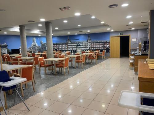 Foto de restauración de Holiday Inn Express San Sebastian de los Reyes, an IHG Hotel