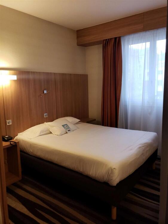 Foto de una habitación de Kyriad Hotel Tours Centre