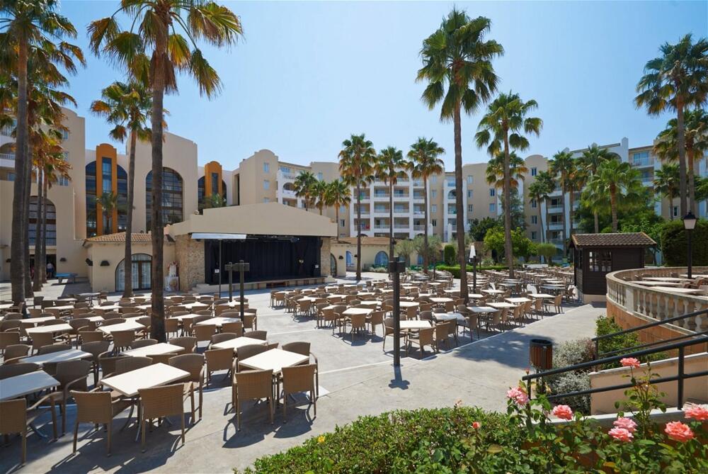 Foto de restauración de Protur Safari Park Aparthotel - All Inclusive