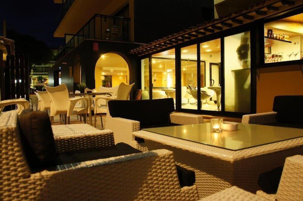 Foto de las zonas nobles de Adia Hotel Cunit Playa