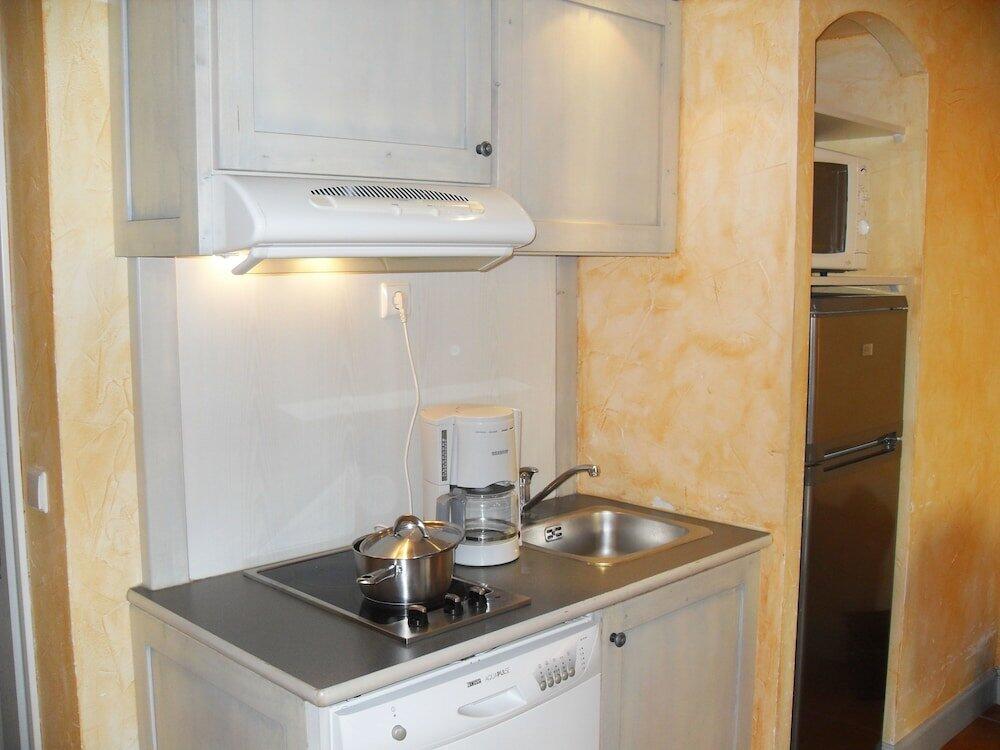 Foto de una habitación de Appart&amp;#039;hotel Victoria Garden La Ciotat