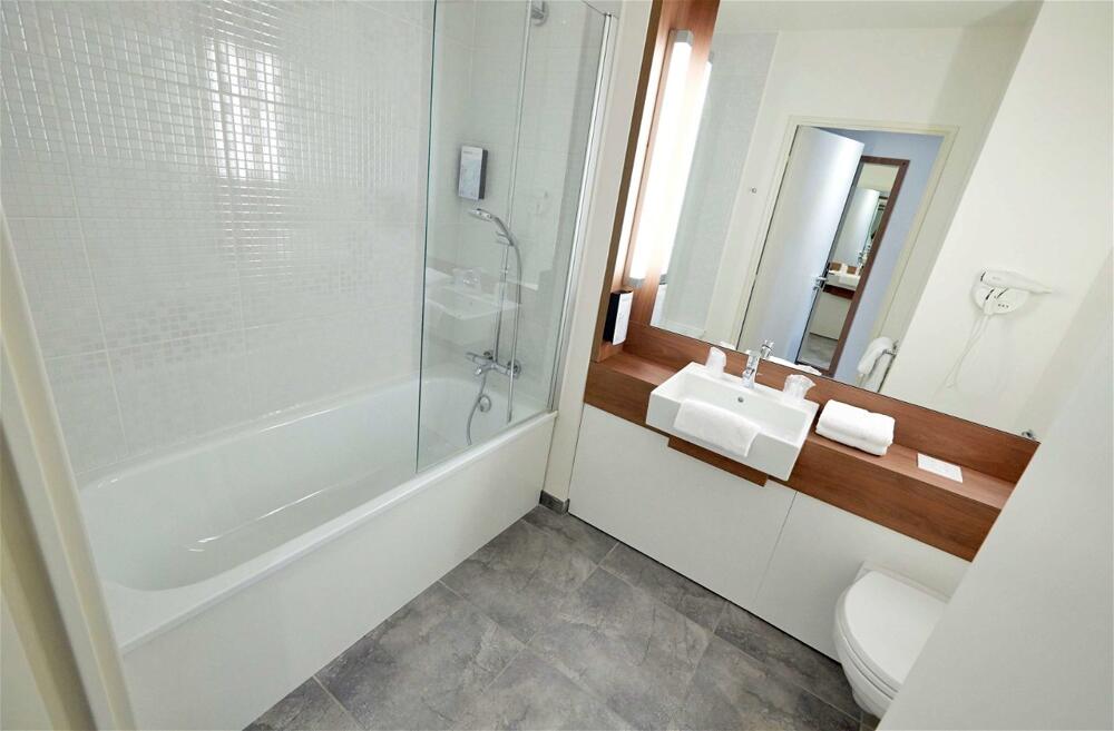 Foto del baño de Hotel Campanile Aix-en-Provence Sud - Pont de l&amp;#039;Arc