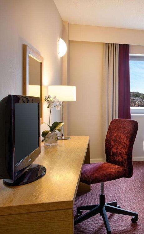 Foto general de Leonardo Hotel Swindon - Formerly Jurys Inn
