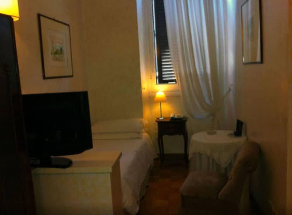 Foto de una habitación de Hotel Fontana
