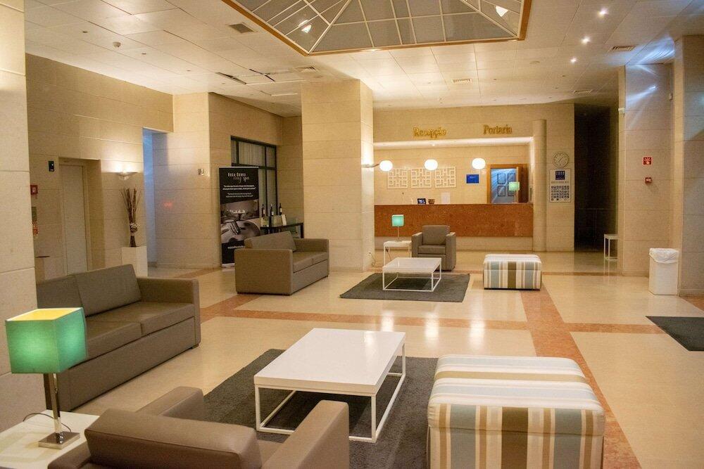 Foto de las zonas nobles de TRYP by Wyndham Montijo Parque Hotel