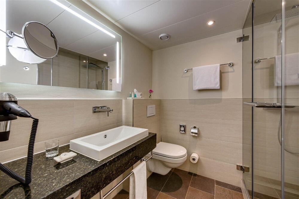Bathroom – Hotel St.Gotthard