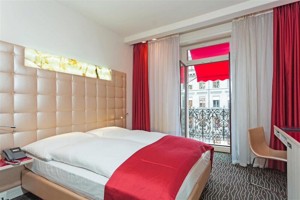 Room – Hotel St.Gotthard
