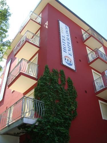 Foto general de Hotel Emperador