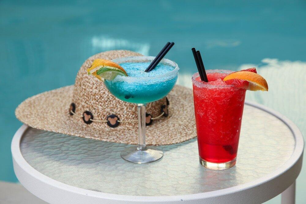 Foto de los servicios de Desert Palms Hotel &amp;amp; Suites Anaheim Resort