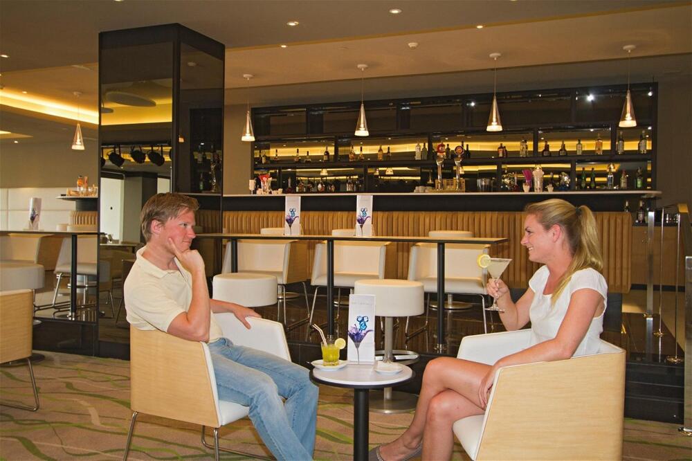 Foto de restauración de Hotel Riu Calypso - Adults Only