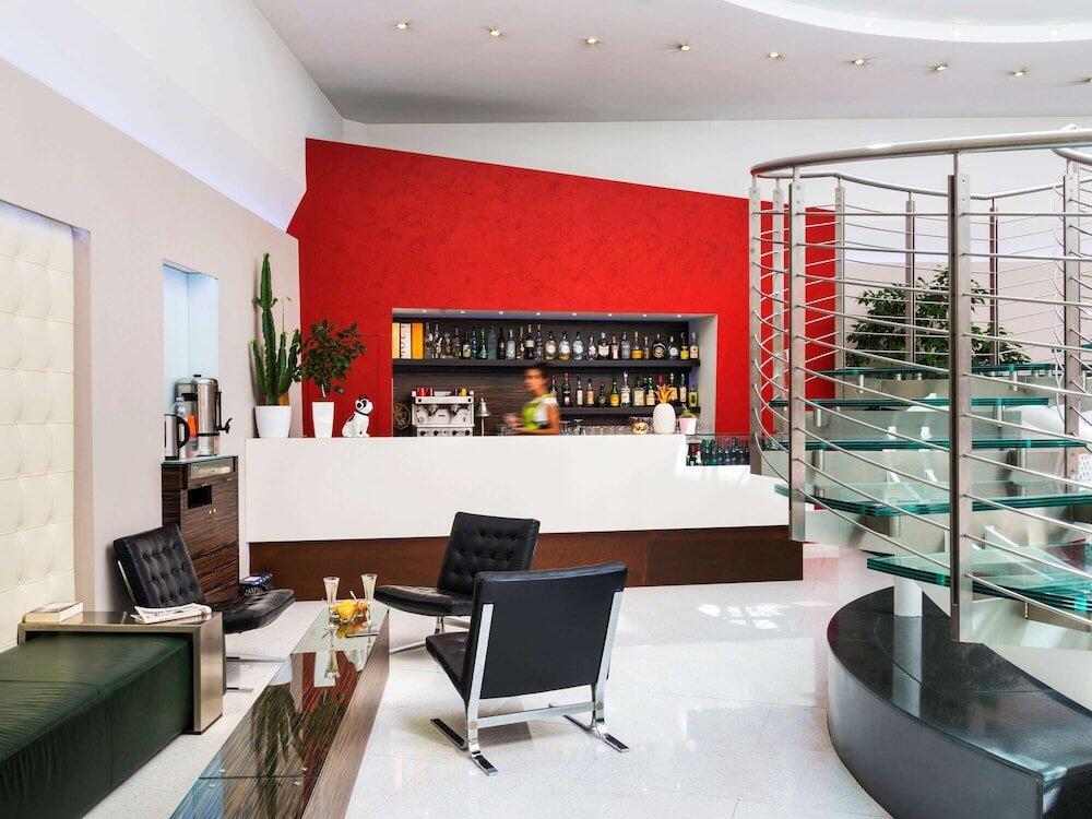 Foto de restauración de Hotel Ibis Styles Milano Centro