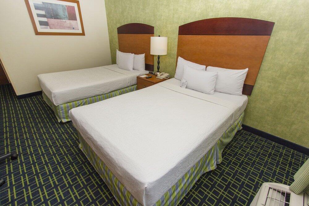 Foto de una habitación de Hotel Fairfield by Marriott Monterrey Airport