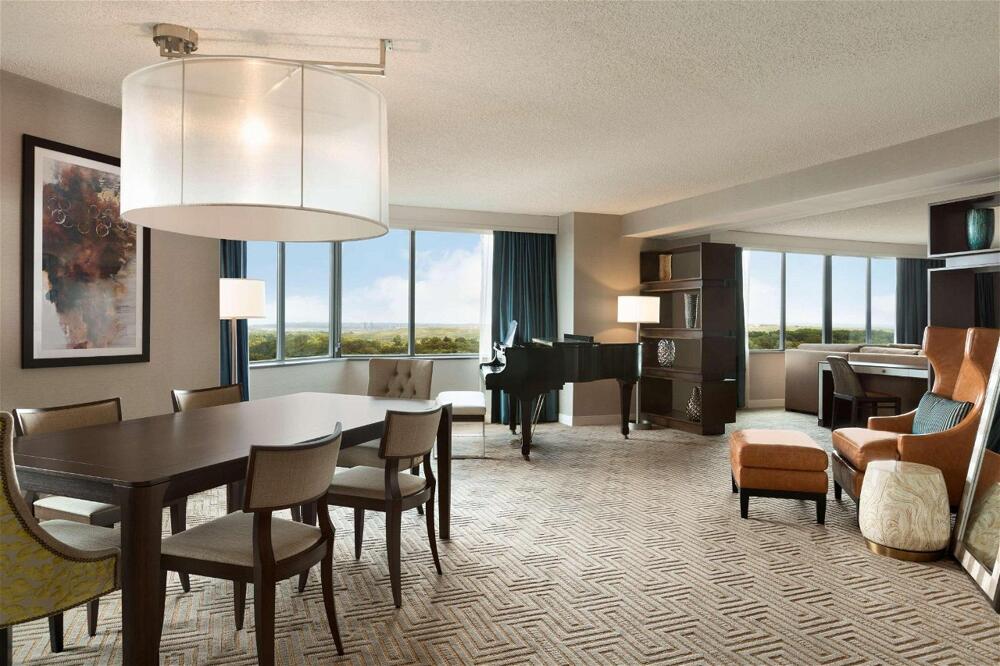 Foto de las zonas nobles de Hotel Hilton East Brunswick