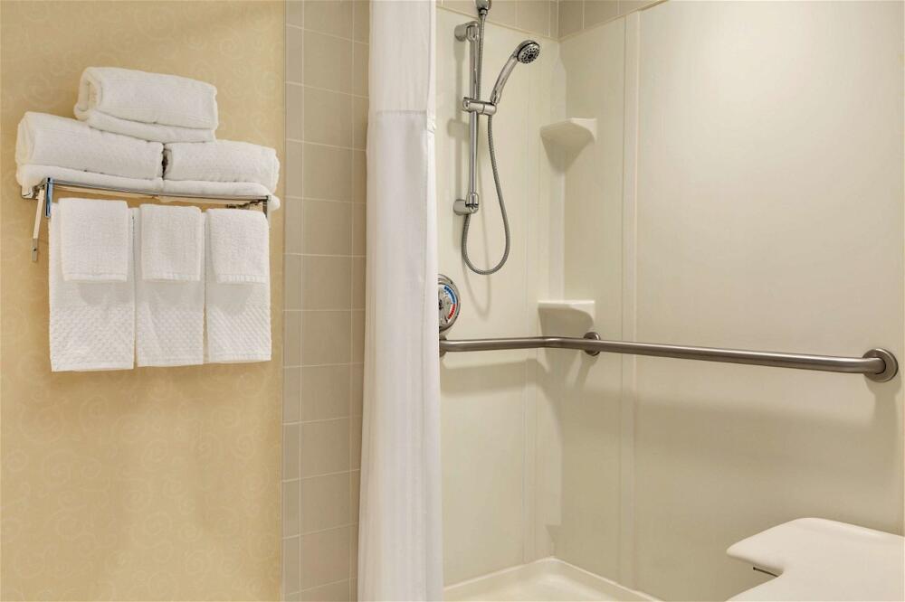 Foto del baño de Hotel Hilton East Brunswick