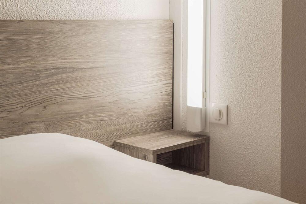 Foto del baño de The Originals Access, Hôtel Recouvrance Saintes Ouest (P&amp;#039;tit Dej-Hotel)