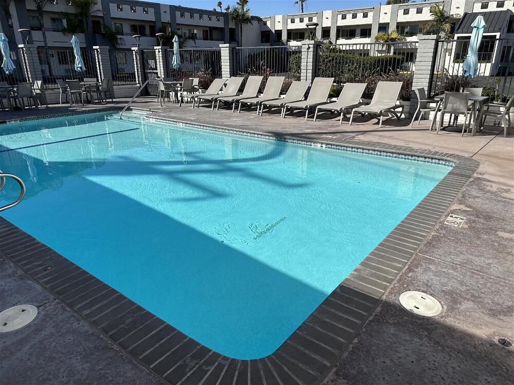 Foto de los servicios de Hotel Ramada by Wyndham Anaheim Maingate North