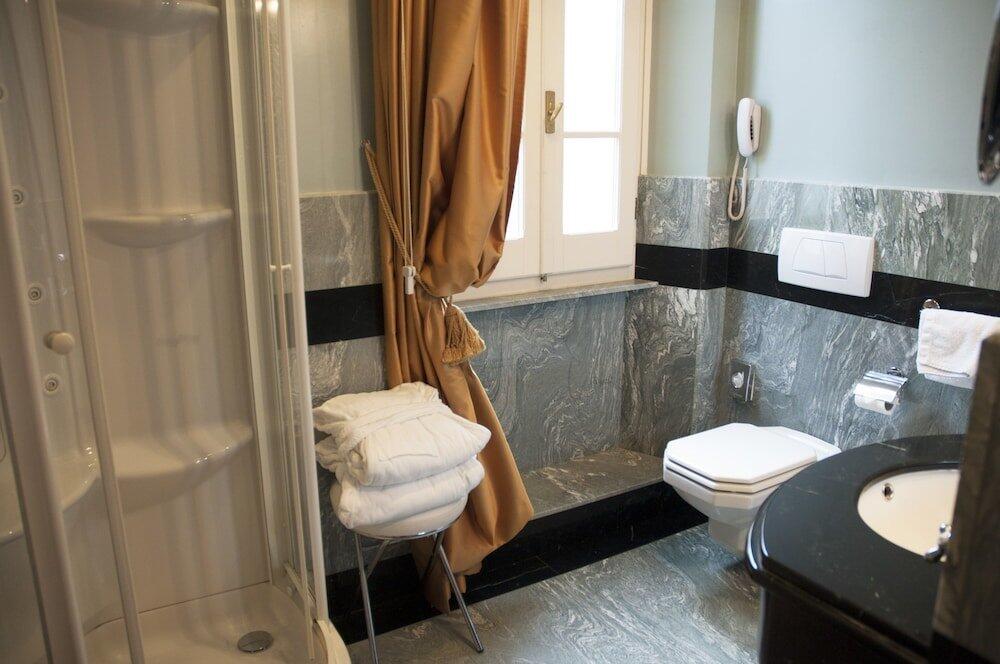 Foto del baño de Hotel Palazzo Guiscardo