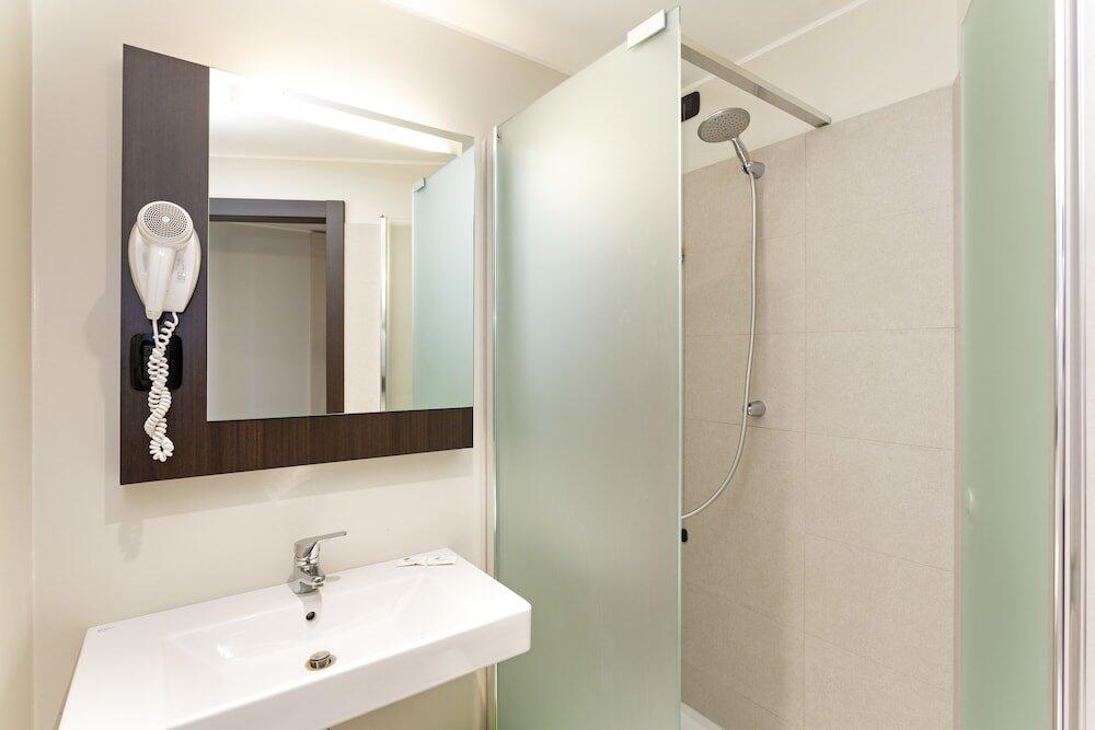 Foto del baño de B&amp;amp;B Hotel Milano - Sesto