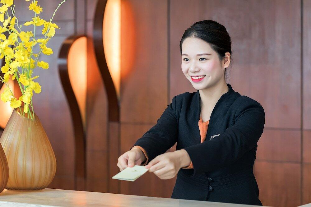 Foto de las zonas nobles de Huaqiang Plaza Hotel Shenzhen