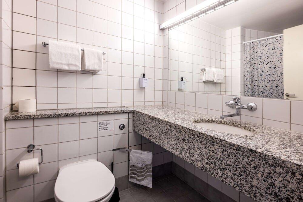Foto del baño de Hotel Scandic Aarhus Vest