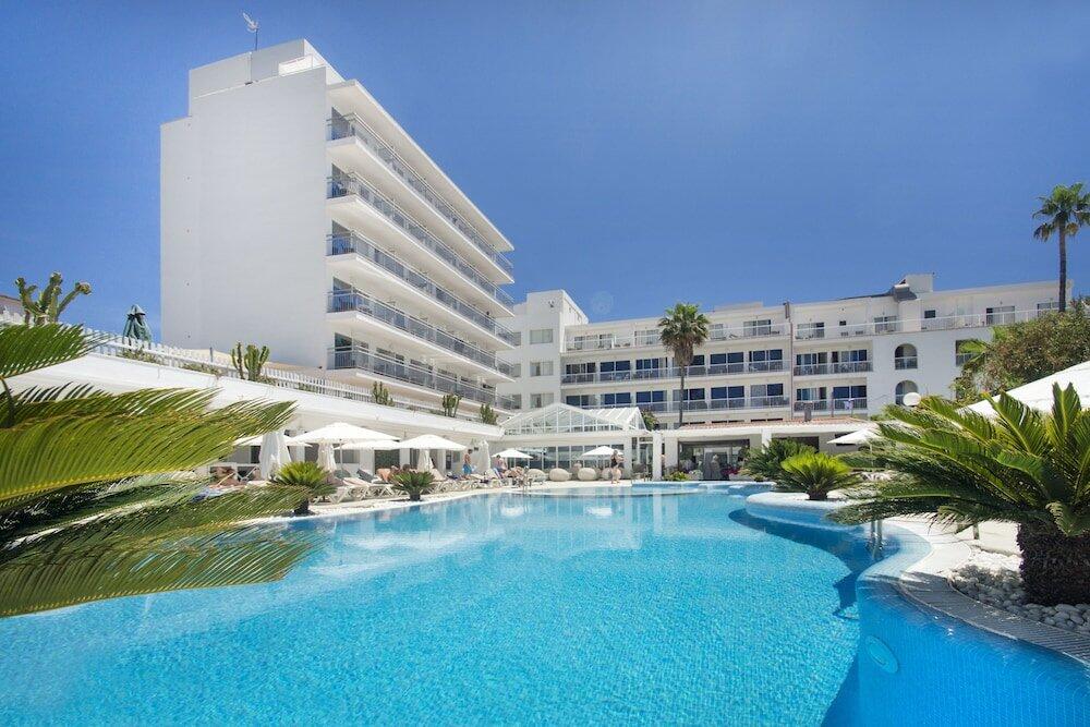 Foto de los servicios de Hotel Catalonia Del Mar - Adults Only