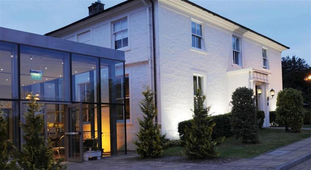 Foto del exterior de Hotel Macdonald Crutherland House