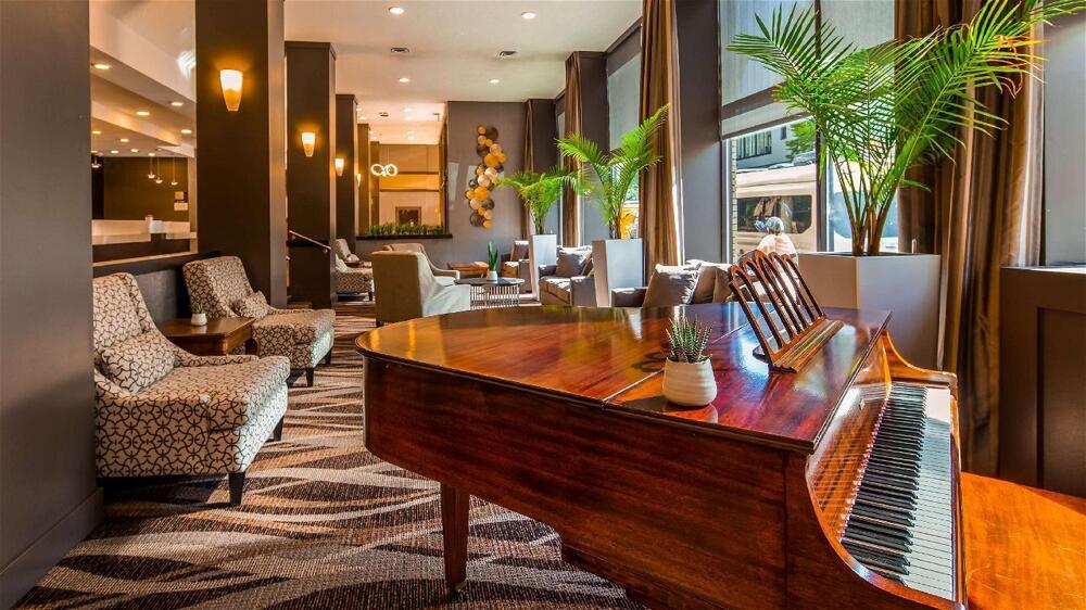 Foto general de BEST WESTERN PLUS Carlton Plaza Hotel