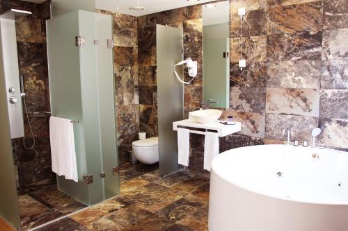 Foto del baño de America Diamonds Hotel &amp;amp; Sushi Bar