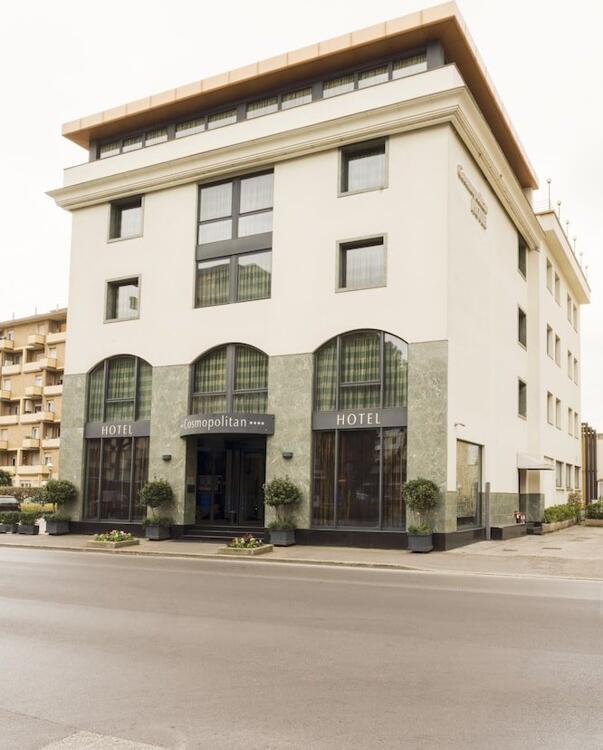 Foto del exterior de Cosmopolitan Hotel