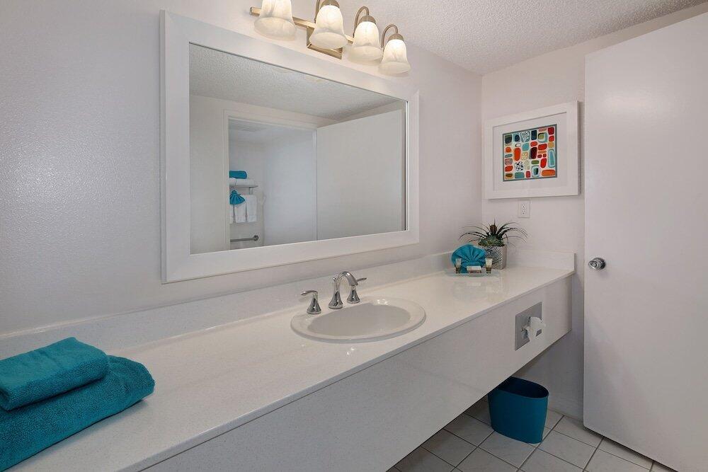 Foto del baño de Anaheim Hotel