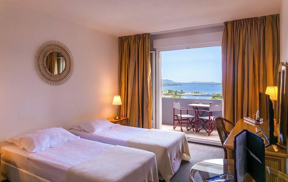Foto de una habitación de Hotel Le Tilbury