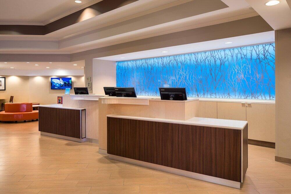 Foto de las zonas nobles de Hotel Fairfield by Marriott Anaheim Resort
