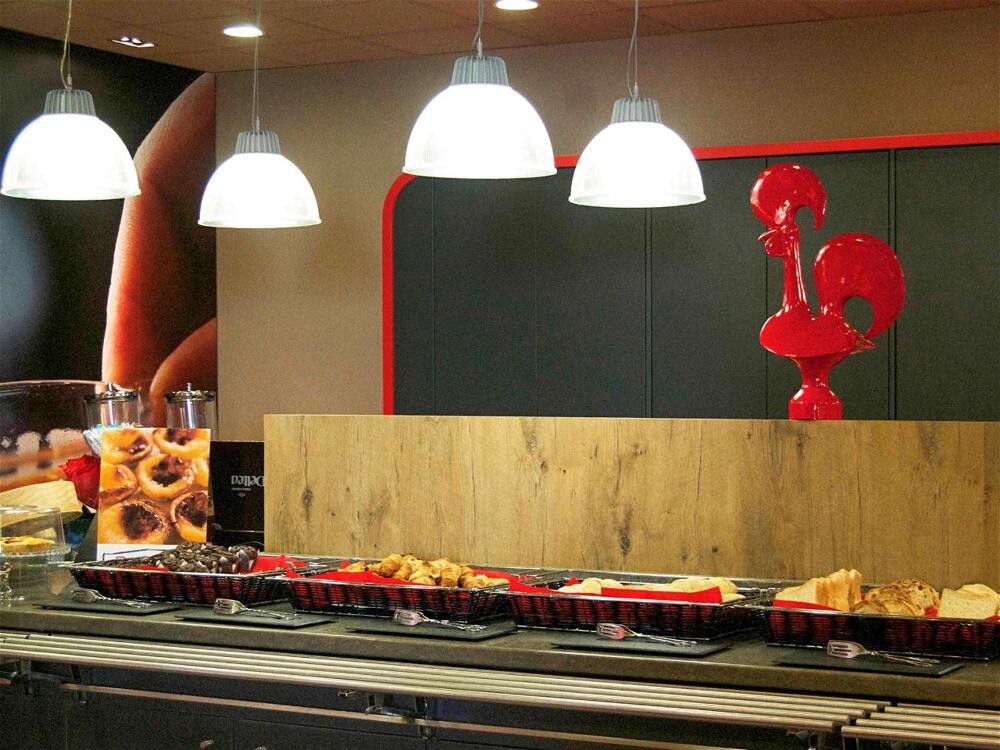 Foto de restauración de Hotel ibis Lisboa Saldanha