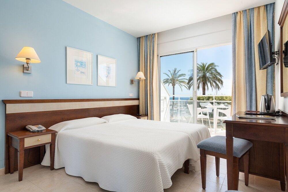 Foto de una habitación de Hotel Cala Bona