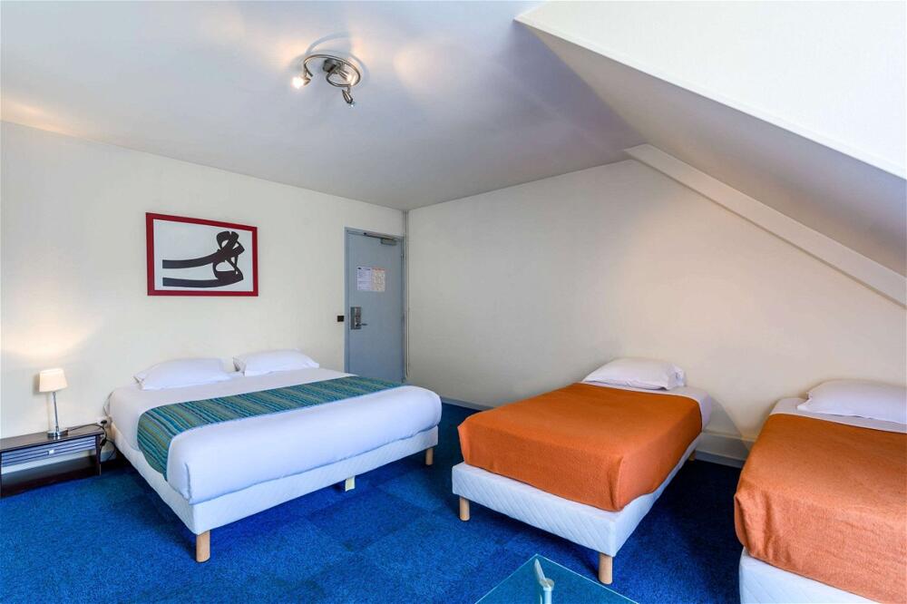 Foto de una habitación de Comfort Hotel Amiens Nord