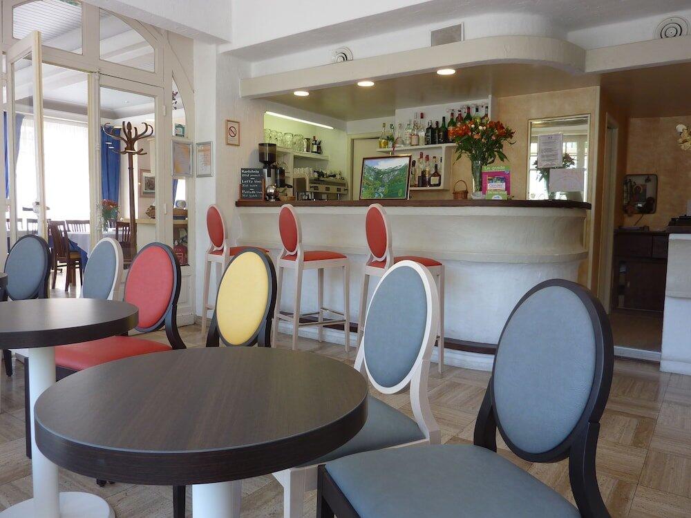 Foto de restauración de Cit&amp;#039;Hotel de La Vallée