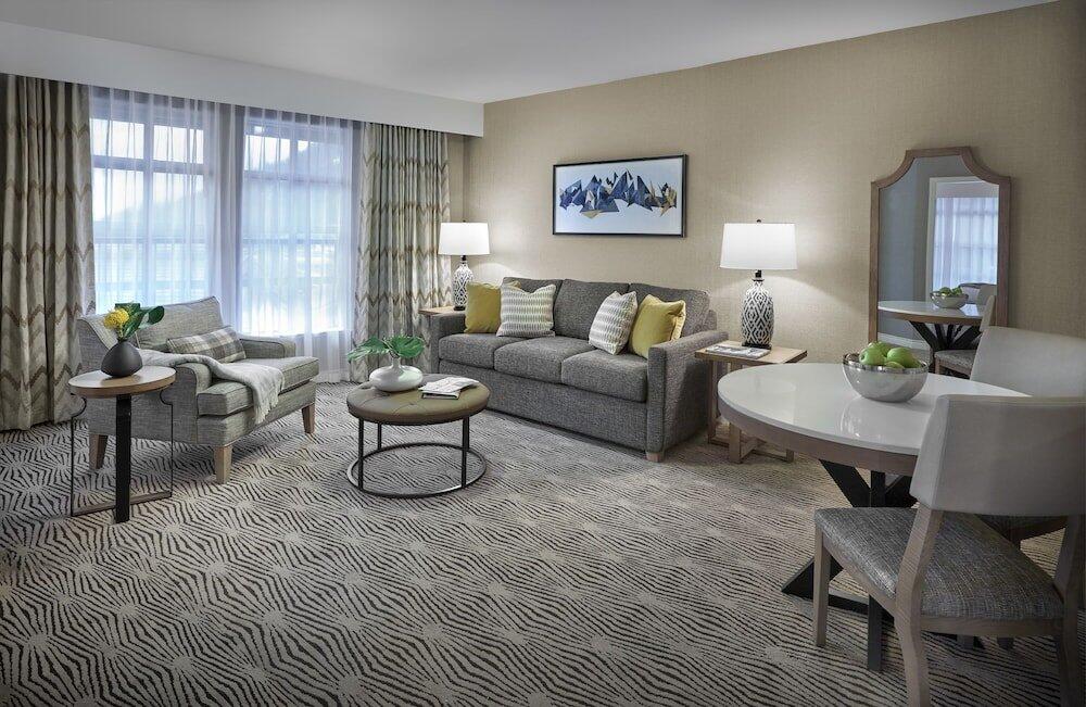 Foto de una habitación de Sun Peaks Grand Hotel &amp;amp; Conference Centre