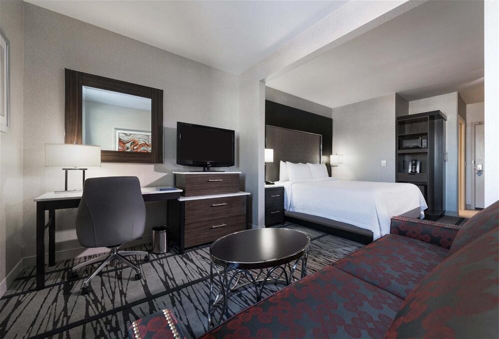 Foto de una habitación de Hotel Fairfield Inn &amp;amp; Suites Boston Cambridge