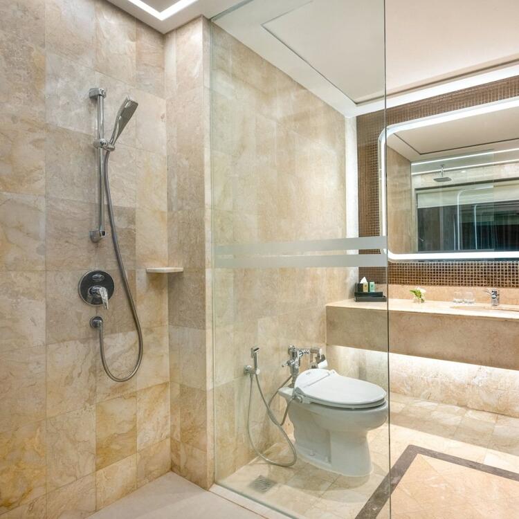 Foto del baño de Hotel Ciputra Jakarta managed by Swiss-Belhotel International