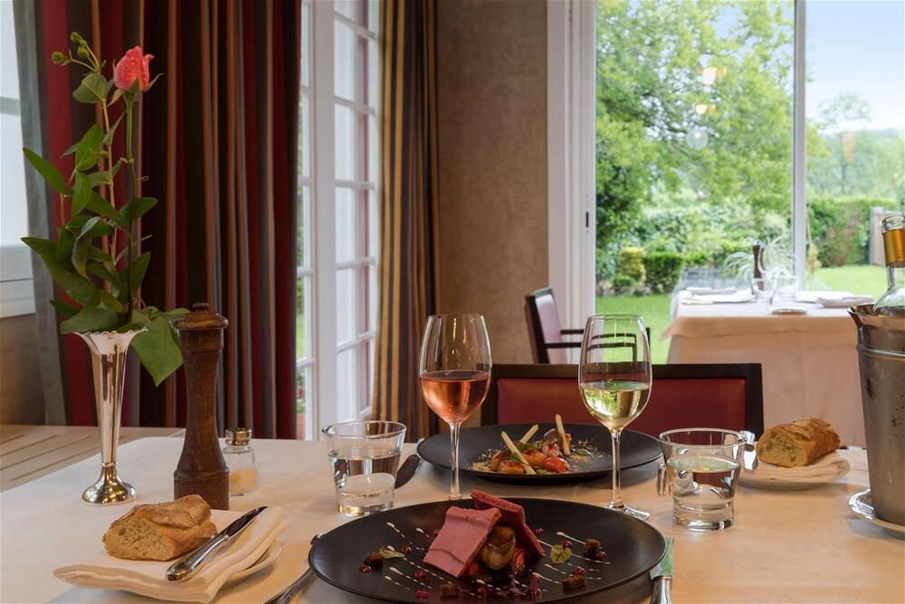 Foto de los servicios de Hôtel Argi-Eder, The Originals Relais (Relais du Silence)