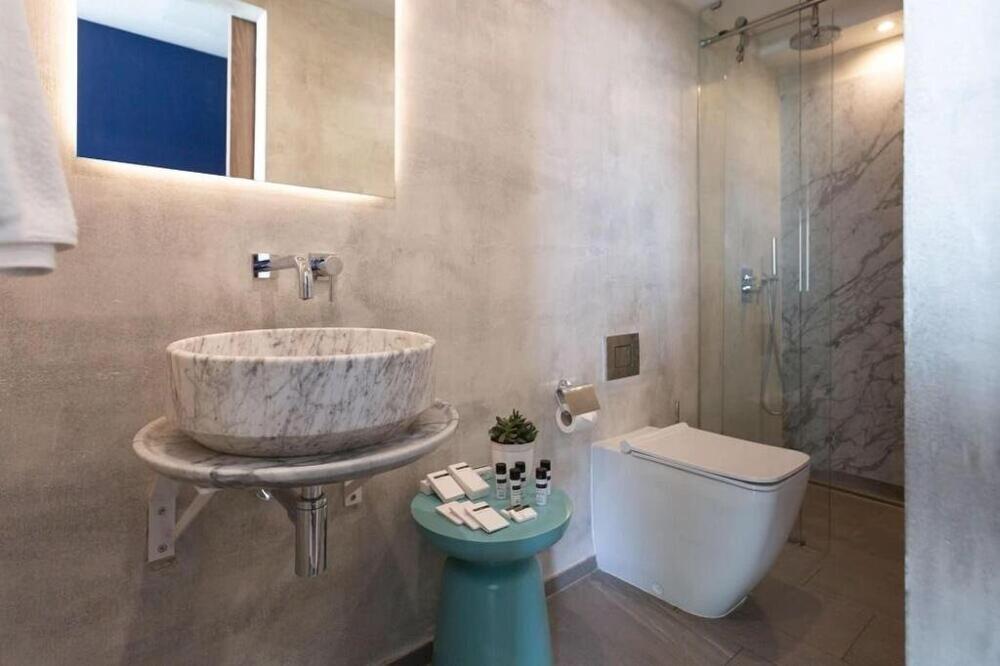 Foto del baño de Hotel De la Valette