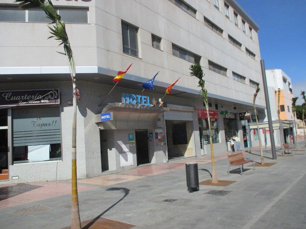 Foto del exterior de Hotel Avenida de Canarias