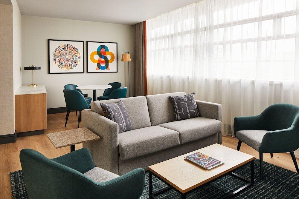 Foto de una habitación de Manchester Piccadilly Hotel