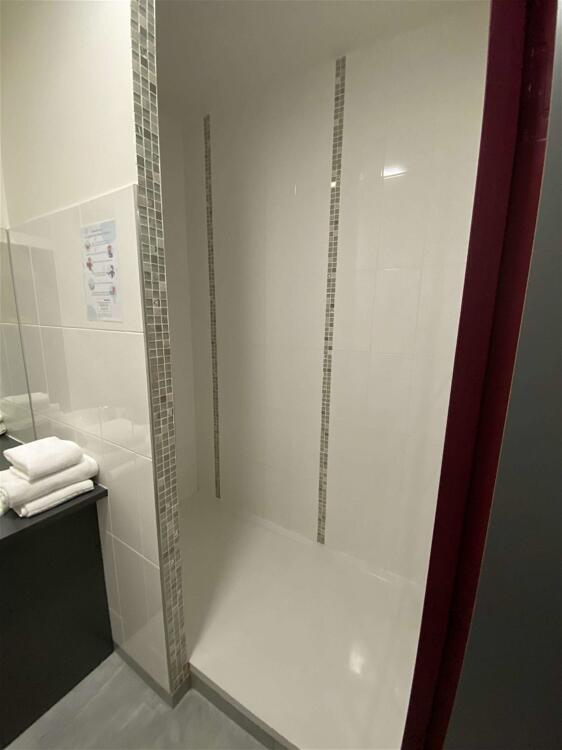 Foto del baño de Kyriad Evreux - Netreville
