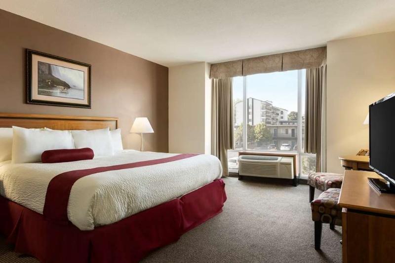Foto de una habitación de The Falls Hotel &amp;amp; Inn