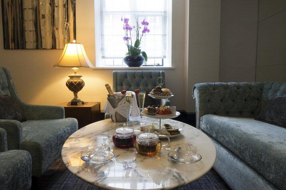 Foto de una habitación de Wellington Hotel by Blue Orchid