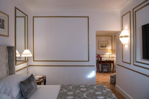 Room – Hotel d’Inghilterra Roma – Starhotels Collezione