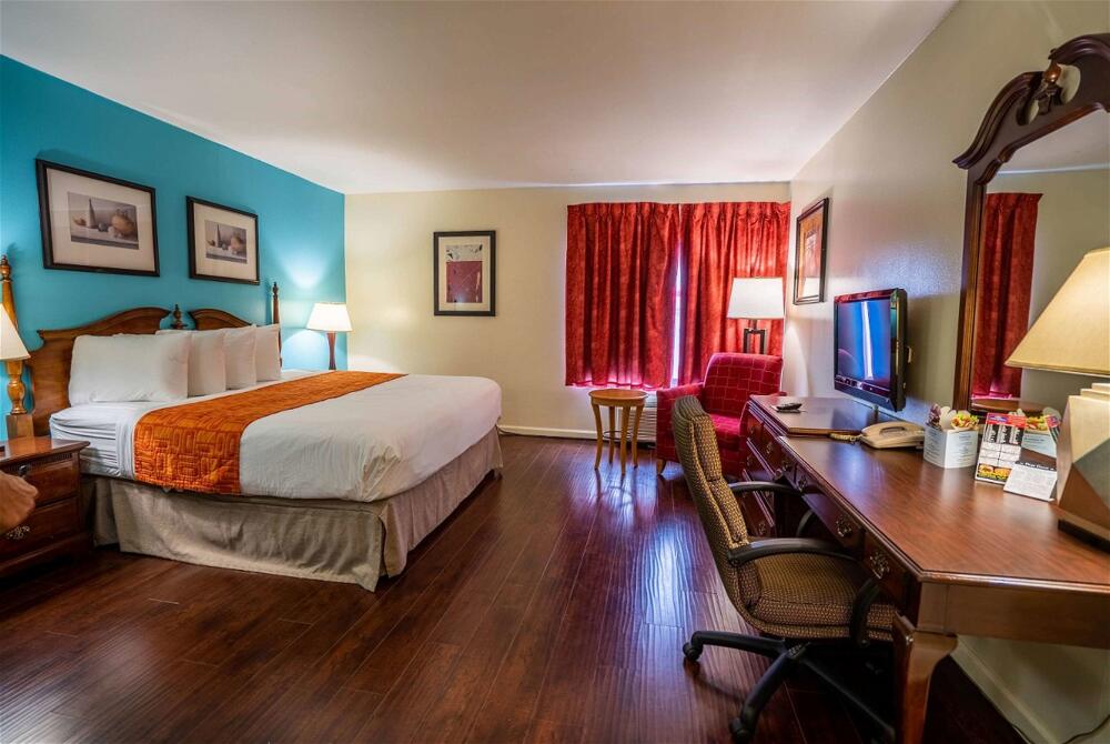 Foto de una habitación de Hotel Howard Johnson by Wyndham Buena Park