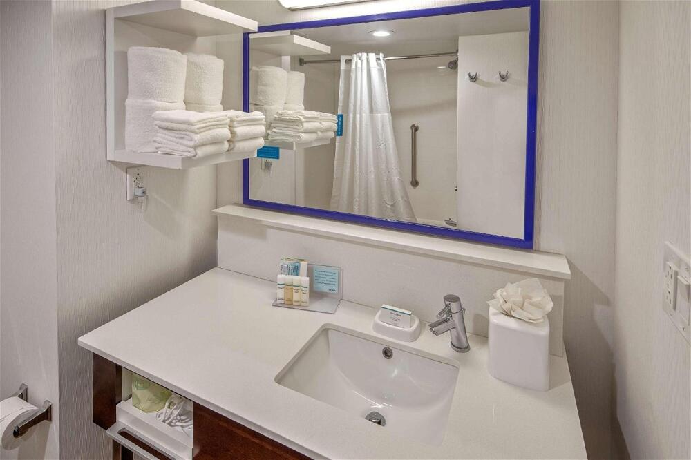 Foto del baño de Hotel Hampton Inn Dumfries/Quantico
